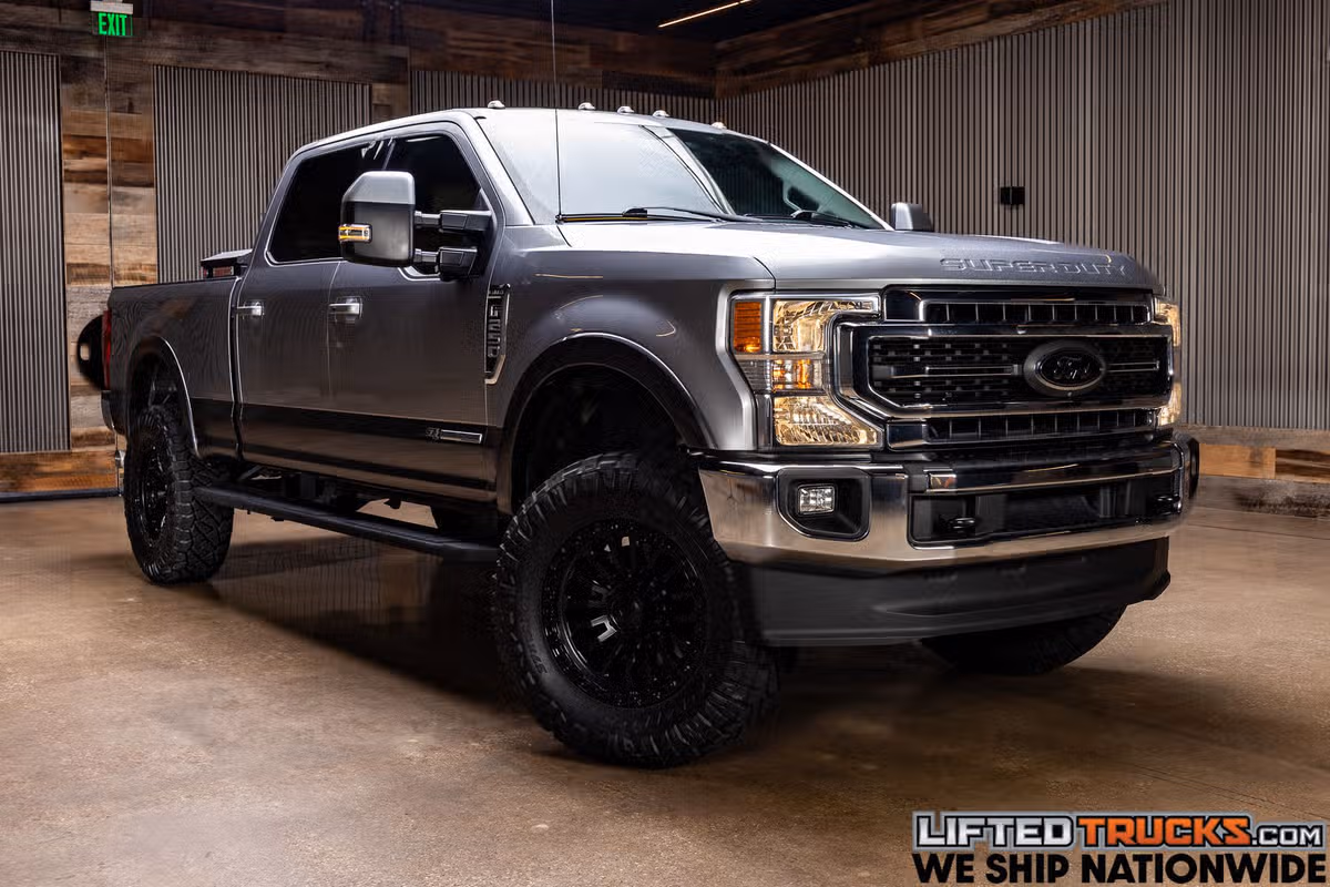 2020 Ford F-250 Super Duty Lariat Crew Cab