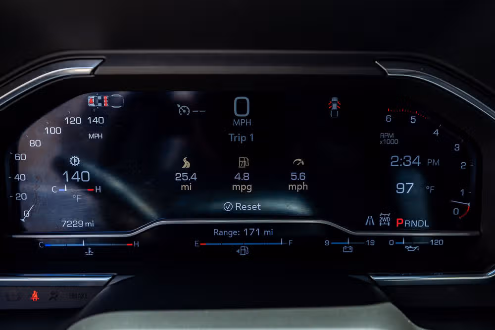 2025 GMC Sierra 3500HD Denali Crew Cab Image 20