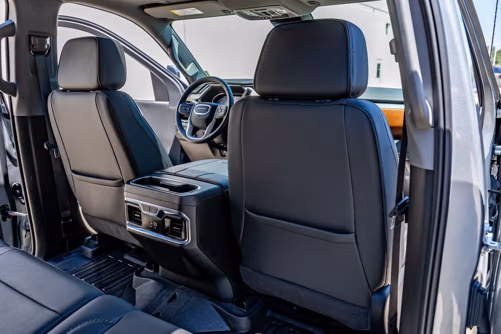 2025 GMC Sierra 3500HD Denali Crew Cab Image 33