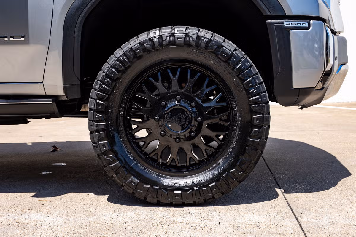 2025 GMC Sierra 3500HD Denali Crew Cab