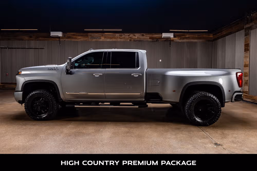 2026 Chevrolet Silverado 3500HD High Country Crew Cab Image 6