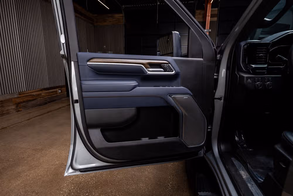 2026 Chevrolet Silverado 3500HD High Country Crew Cab Image 37