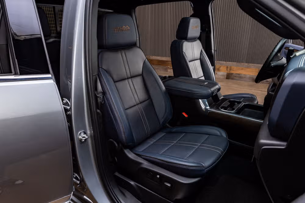 2026 Chevrolet Silverado 3500HD High Country Crew Cab Image 32