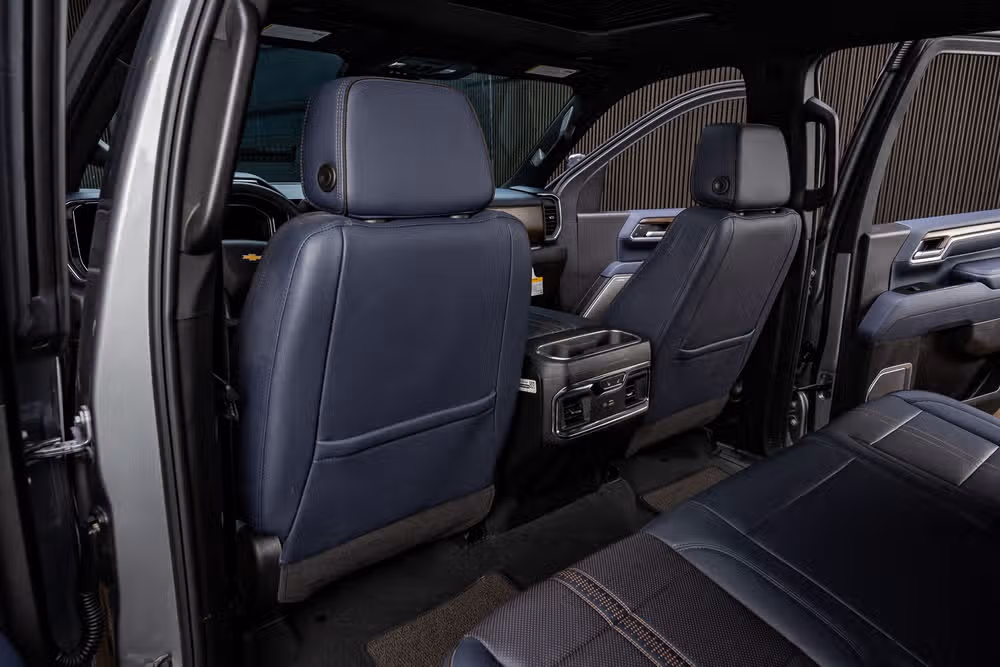 2026 Chevrolet Silverado 3500HD High Country Crew Cab Image 35