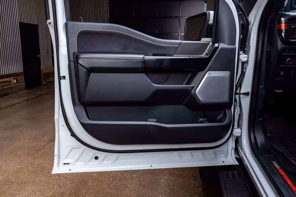 2024 Ford F-150 Raptor SuperCrew Image 37
