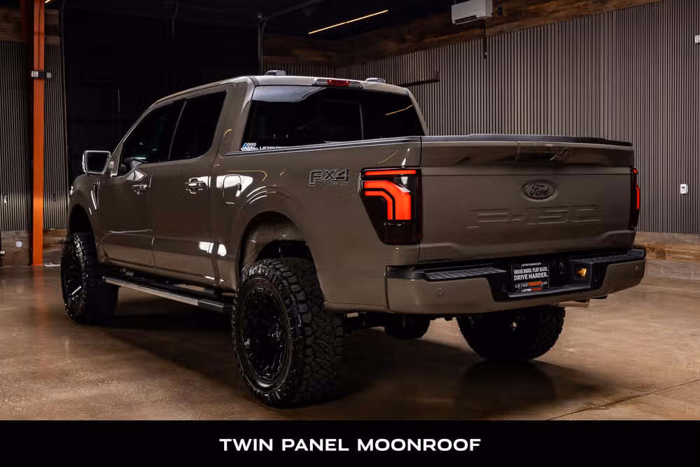 2026 Ford F-150 Lariat SuperCrew Image 7