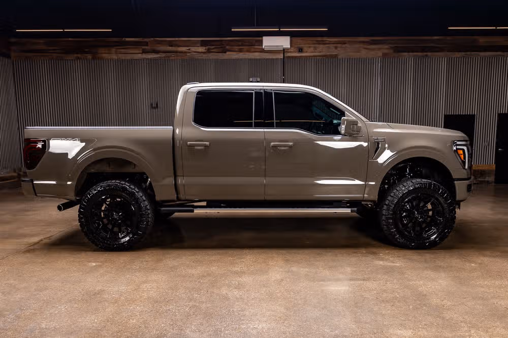 2026 Ford F-150 Lariat SuperCrew Image 11