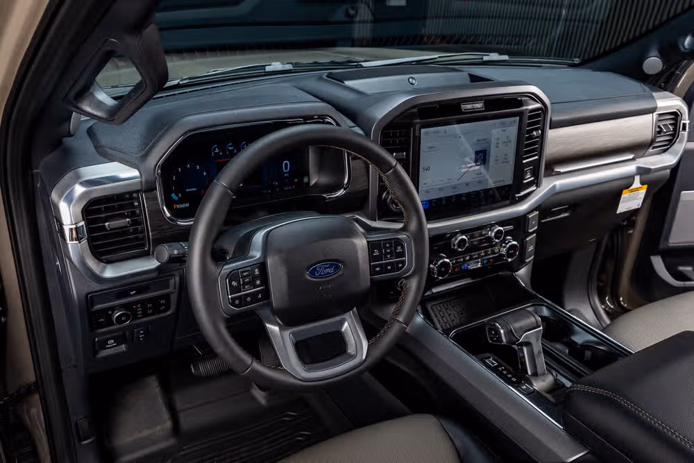 2026 Ford F-150 Lariat SuperCrew Image 17