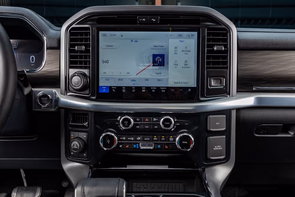2026 Ford F-150 Lariat SuperCrew Image 24