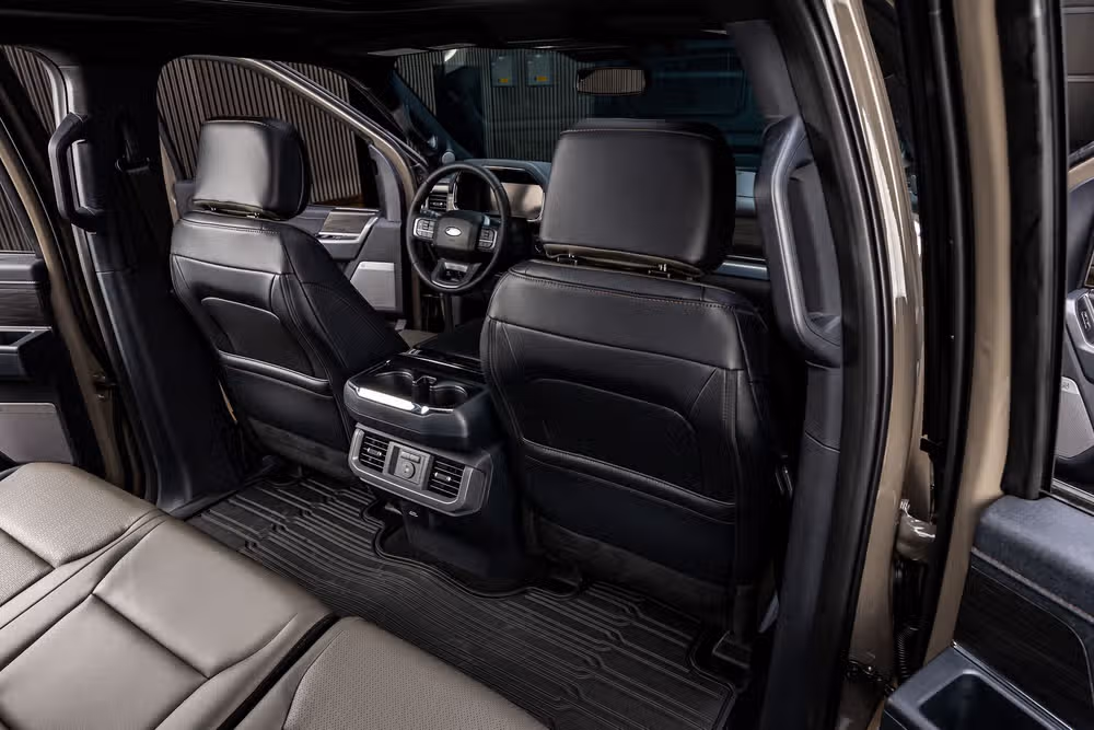 2026 Ford F-150 Lariat SuperCrew Image 32