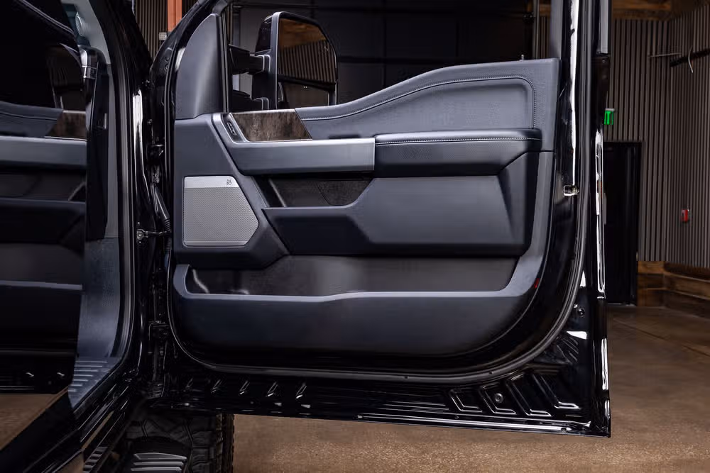 2024 Ford F-250 Super Duty Lariat Crew Cab Image 37