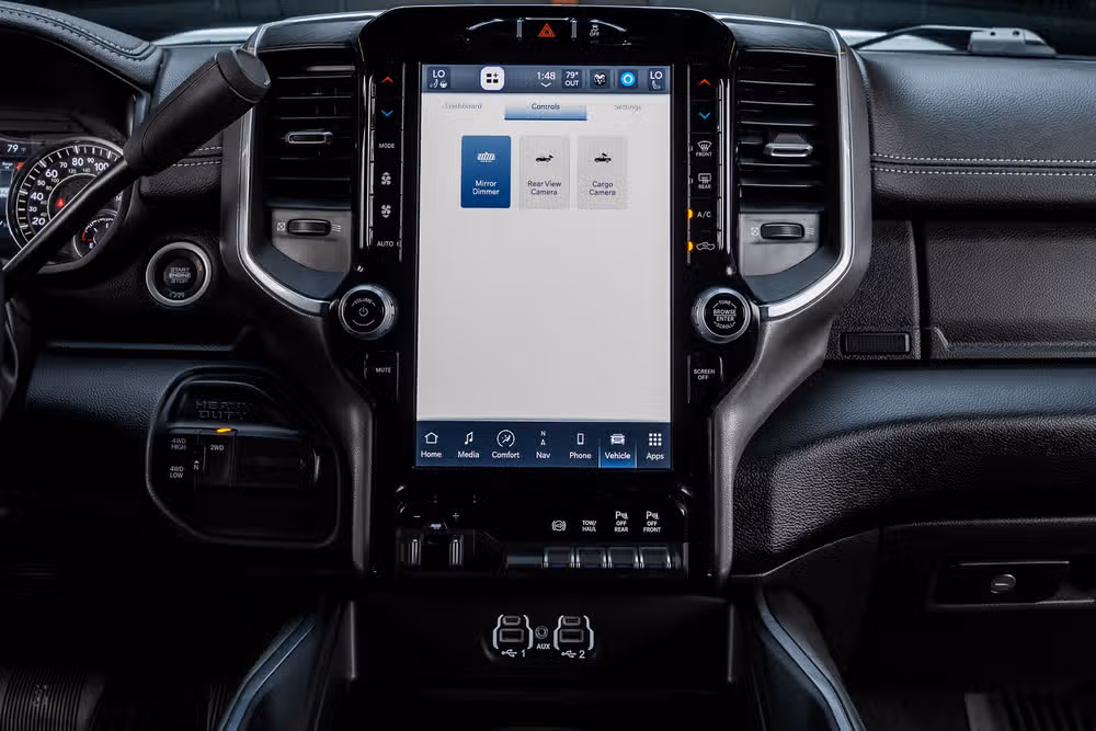 2024 Ram 3500 Laramie Crew Cab Image 23