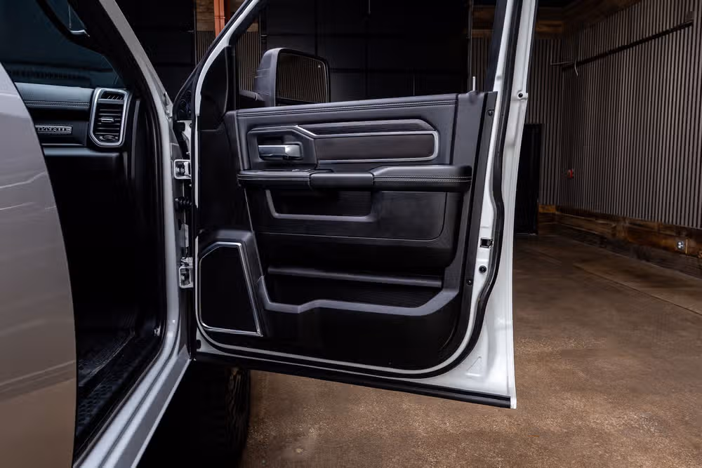 2024 Ram 3500 Laramie Crew Cab Image 36