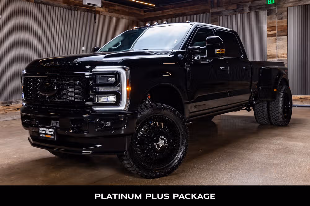 2026 Ford F-350 Super Duty Platinum Plus Crew Cab Image 5