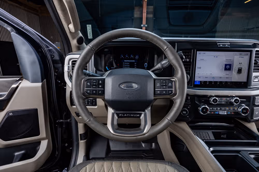 2026 Ford F-350 Super Duty Platinum Plus Crew Cab Image 19