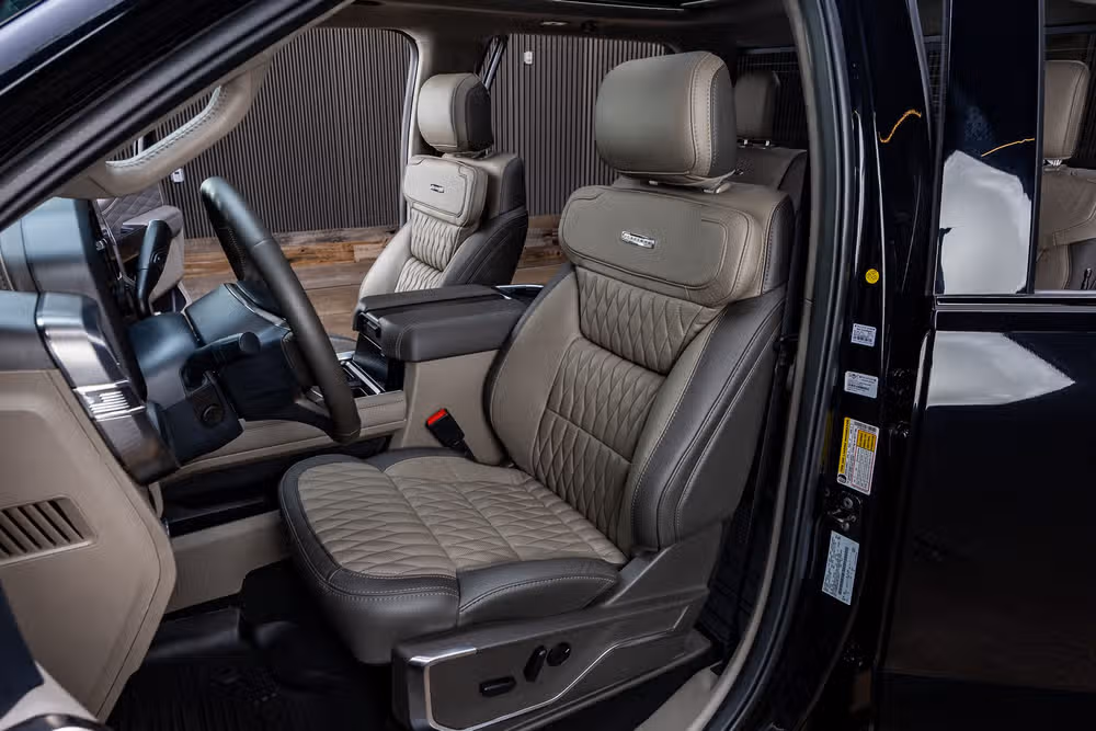 2026 Ford F-350 Super Duty Platinum Plus Crew Cab Image 29