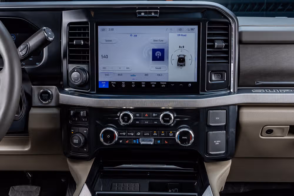 2026 Ford F-350 Super Duty Platinum Plus Crew Cab Image 24
