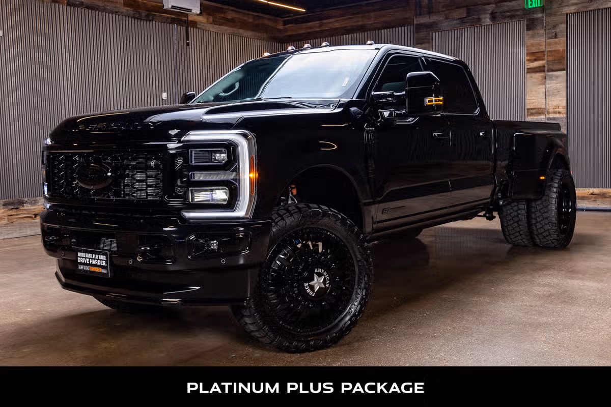 2026 Ford F-350 Super Duty Platinum Plus Crew Cab