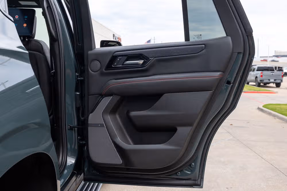 2026 GMC Yukon AT4 Ultimate Image 41