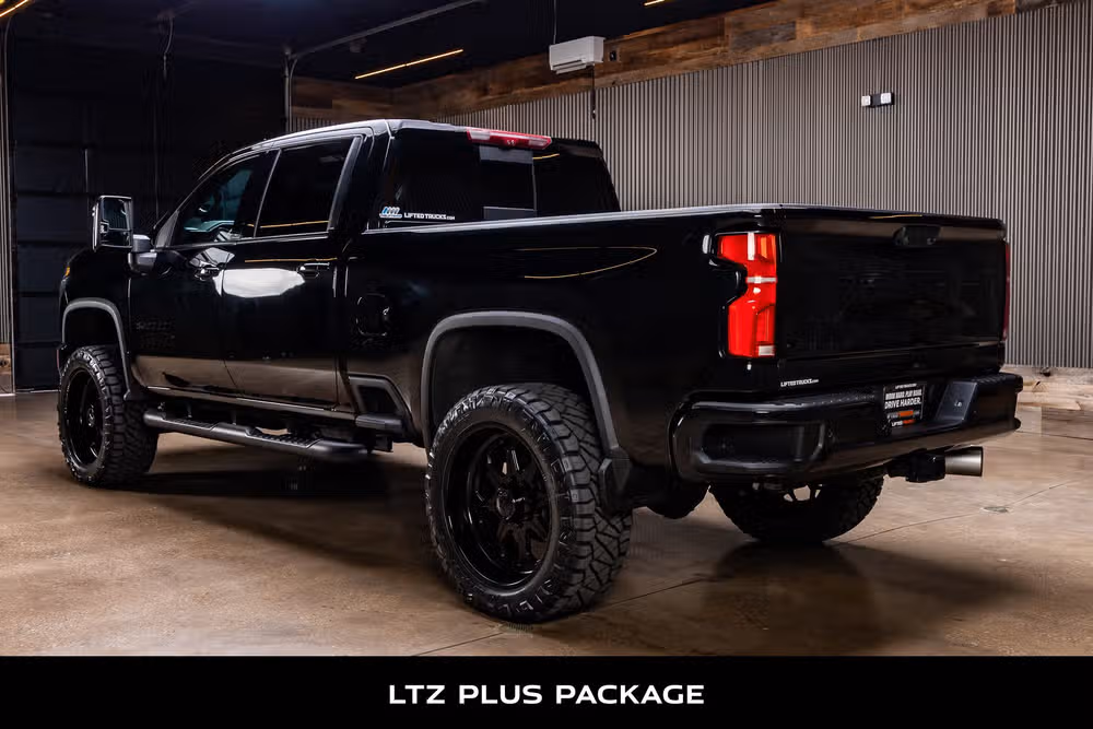 2024 Chevrolet Silverado 2500HD LTZ Crew Cab Image 7
