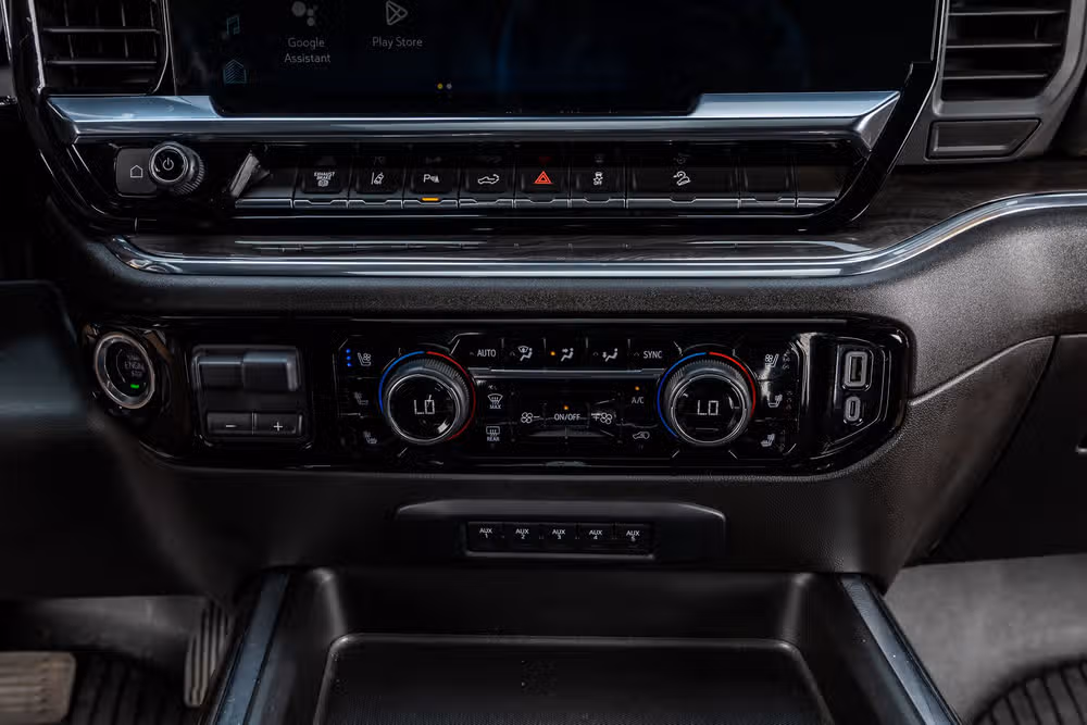 2024 Chevrolet Silverado 2500HD LTZ Crew Cab Image 27
