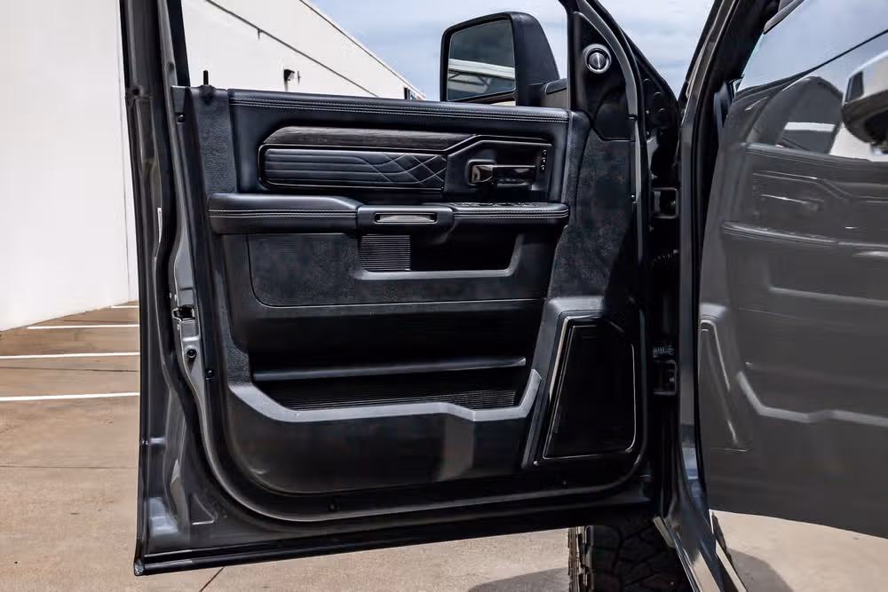 2025 Ram 3500 Limited Mega Cab Image 35