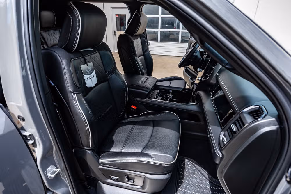 2025 Ram 3500 Limited Mega Cab Image 30