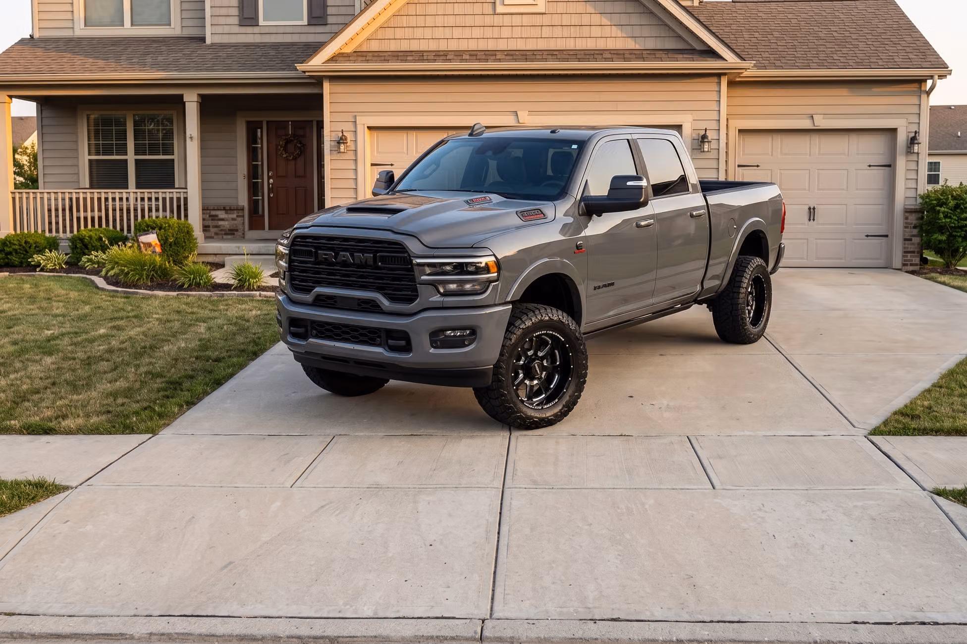 2025 Ram 3500 Limited Mega Cab Image 41