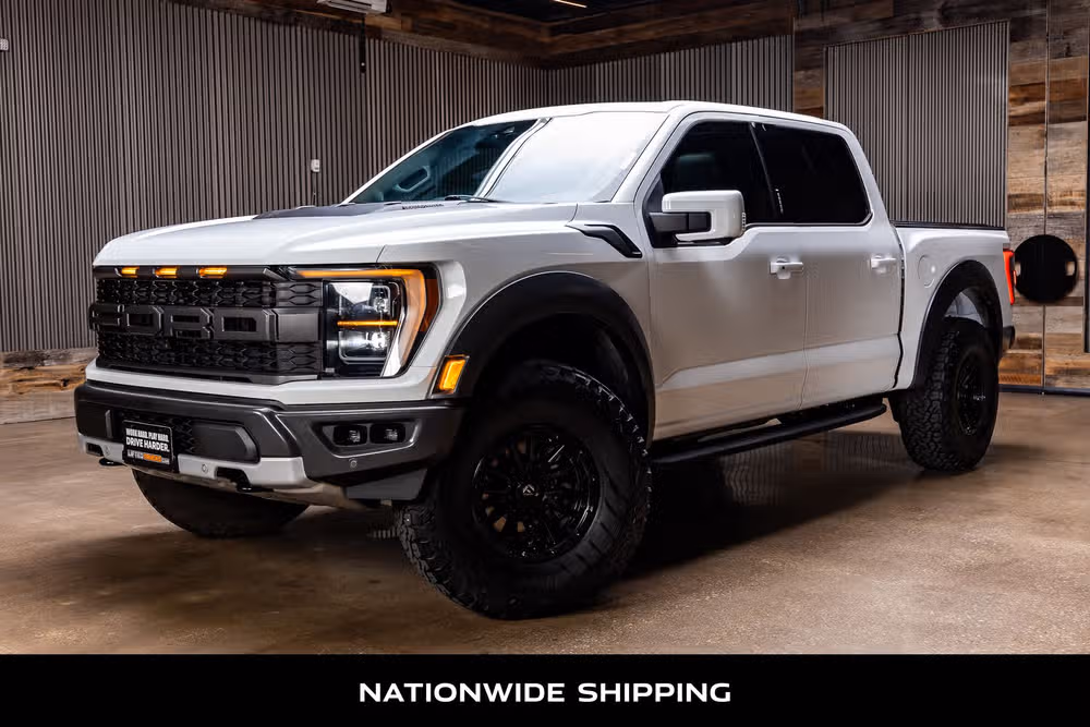 2021 Ford F-150 Raptor SuperCrew Image 4