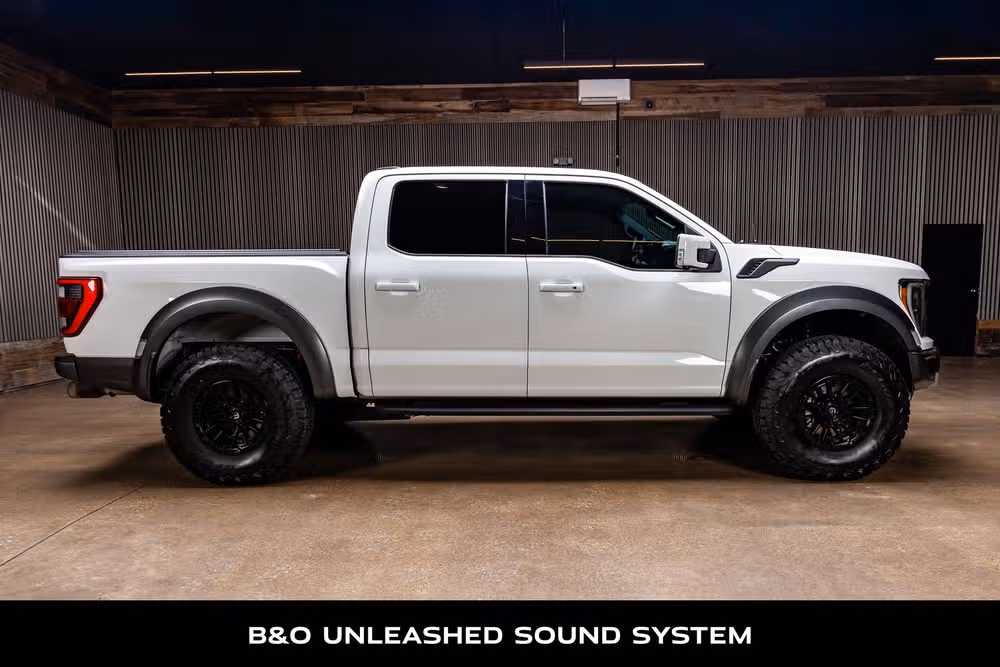 2021 Ford F-150 Raptor SuperCrew Image 10