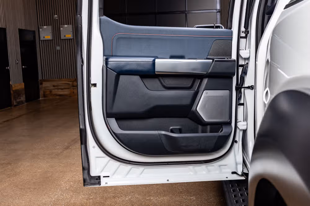 2021 Ford F-150 Raptor SuperCrew Image 38