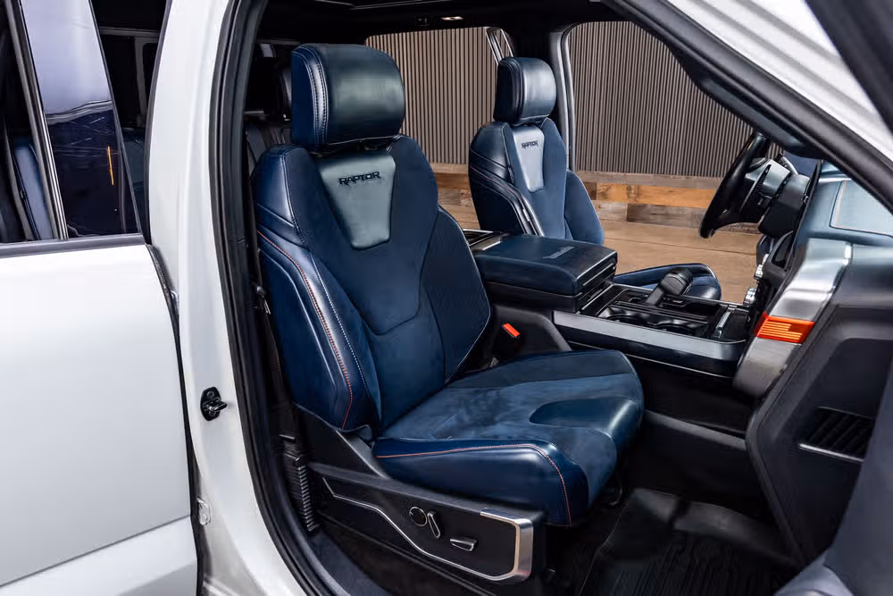 2021 Ford F-150 Raptor SuperCrew Image 30