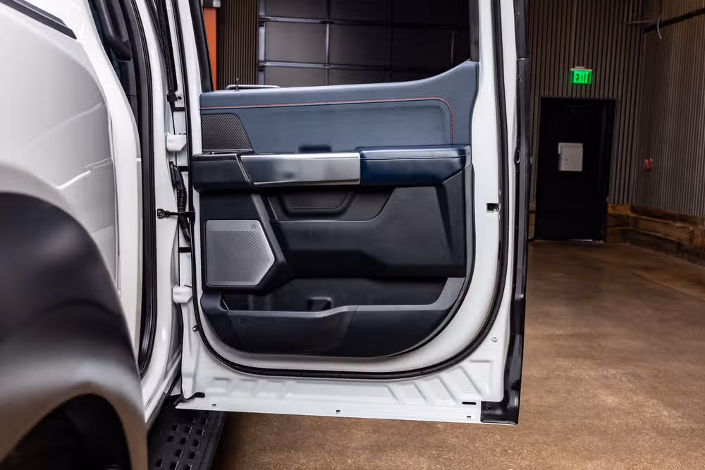 2021 Ford F-150 Raptor SuperCrew Image 39