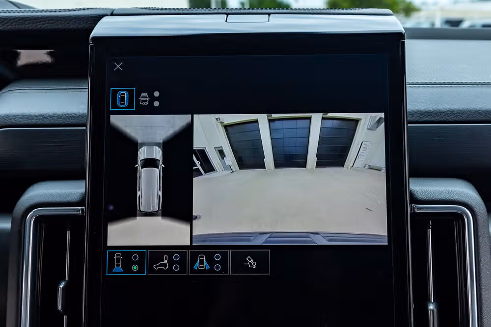 2025 GMC Yukon XL Denali Reserve Image 26
