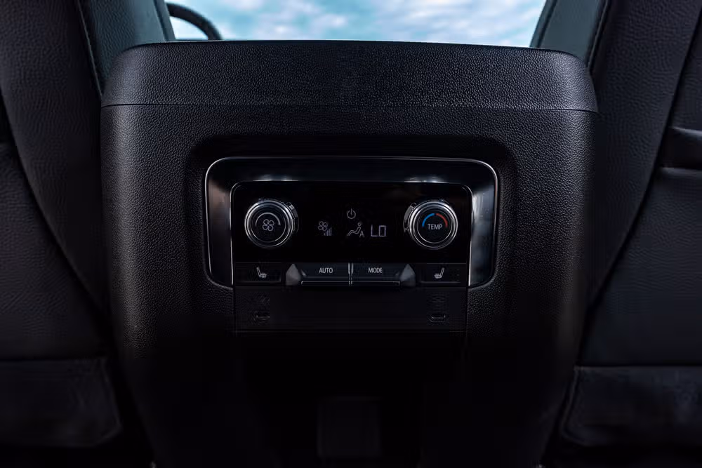 2025 GMC Yukon XL Denali Reserve Image 34