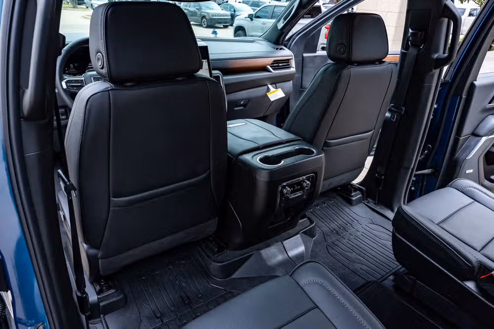 2025 GMC Yukon XL Denali Reserve Image 35