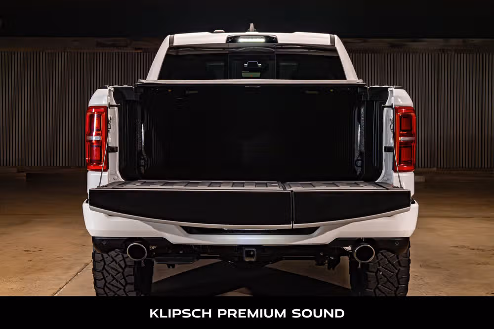 2025 Ram 1500 Tungsten Crew Cab Image 8