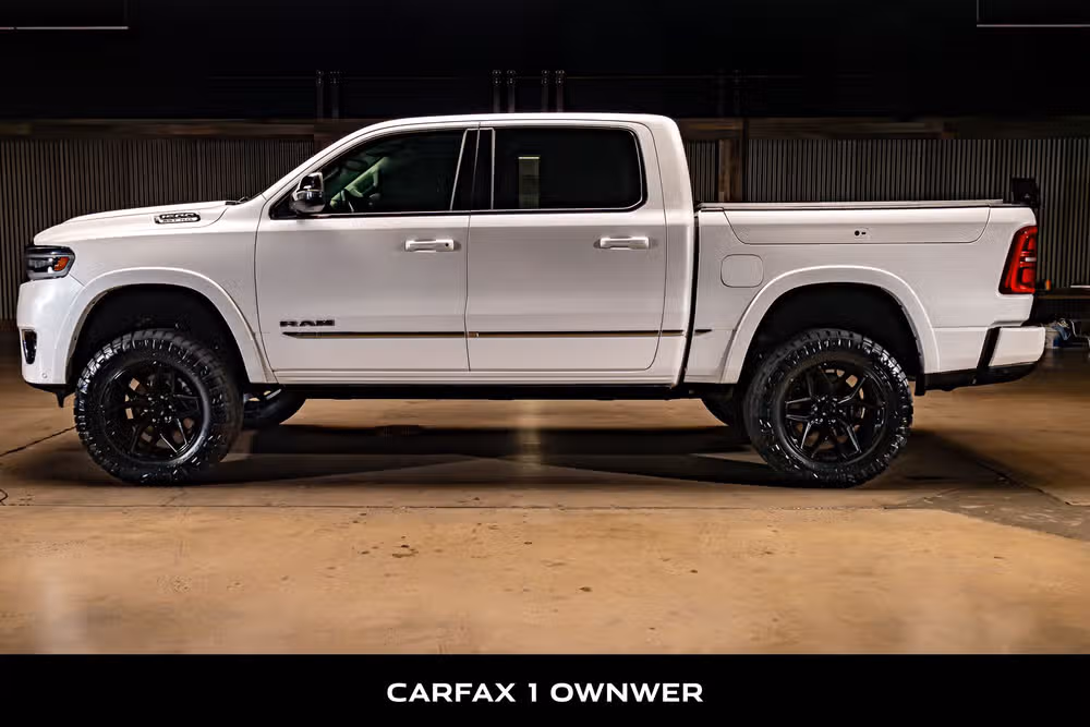 2025 Ram 1500 Tungsten Crew Cab Image 5