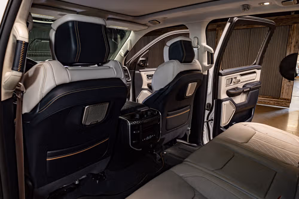 2025 Ram 1500 Tungsten Crew Cab Image 25