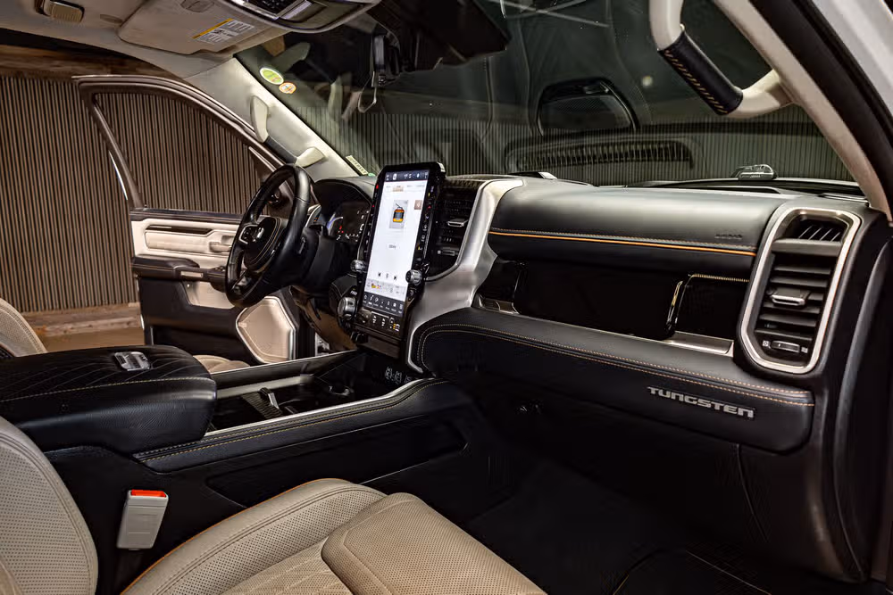 2025 Ram 1500 Tungsten Crew Cab Image 20