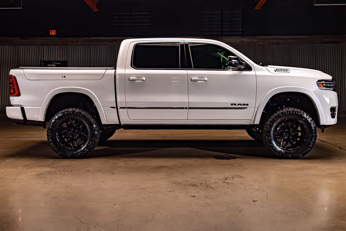 2025 Ram 1500 Tungsten Crew Cab