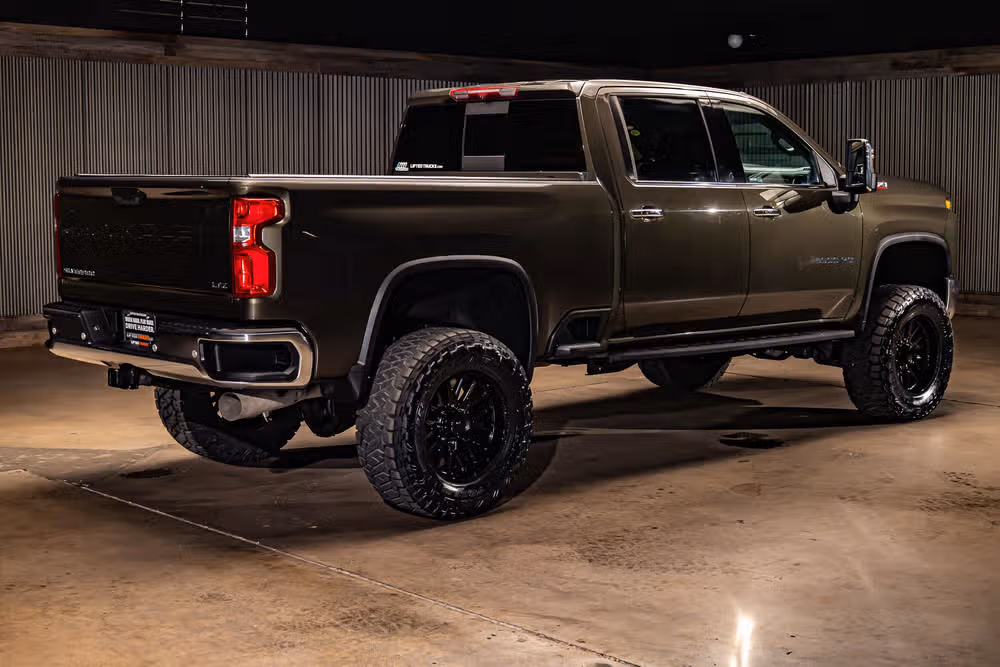 2022 Chevrolet Silverado 2500HD LTZ Crew Cab Image 10