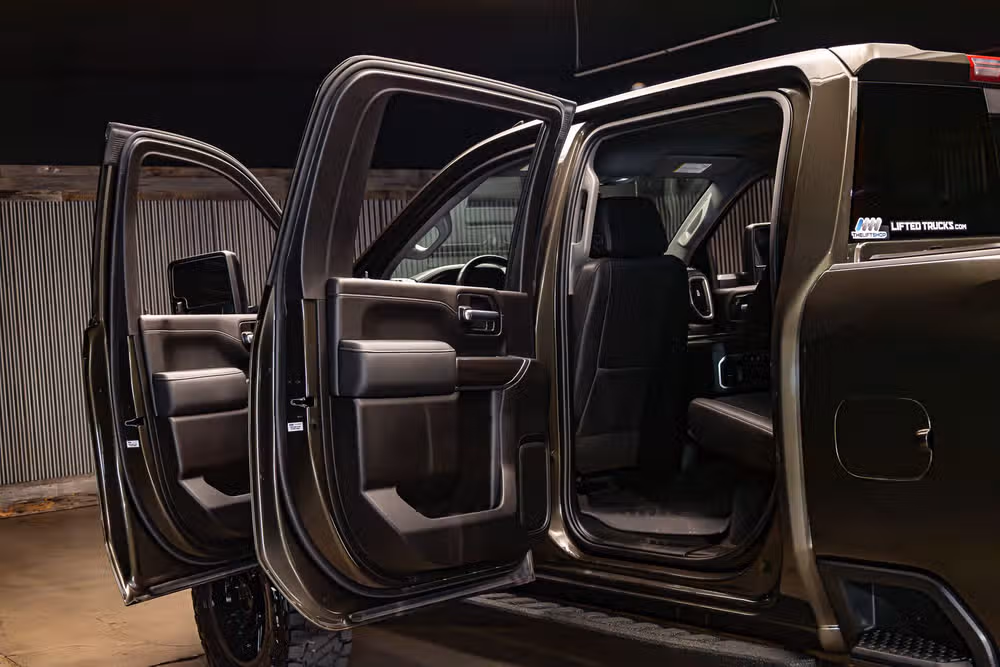 2022 Chevrolet Silverado 2500HD LTZ Crew Cab Image 29