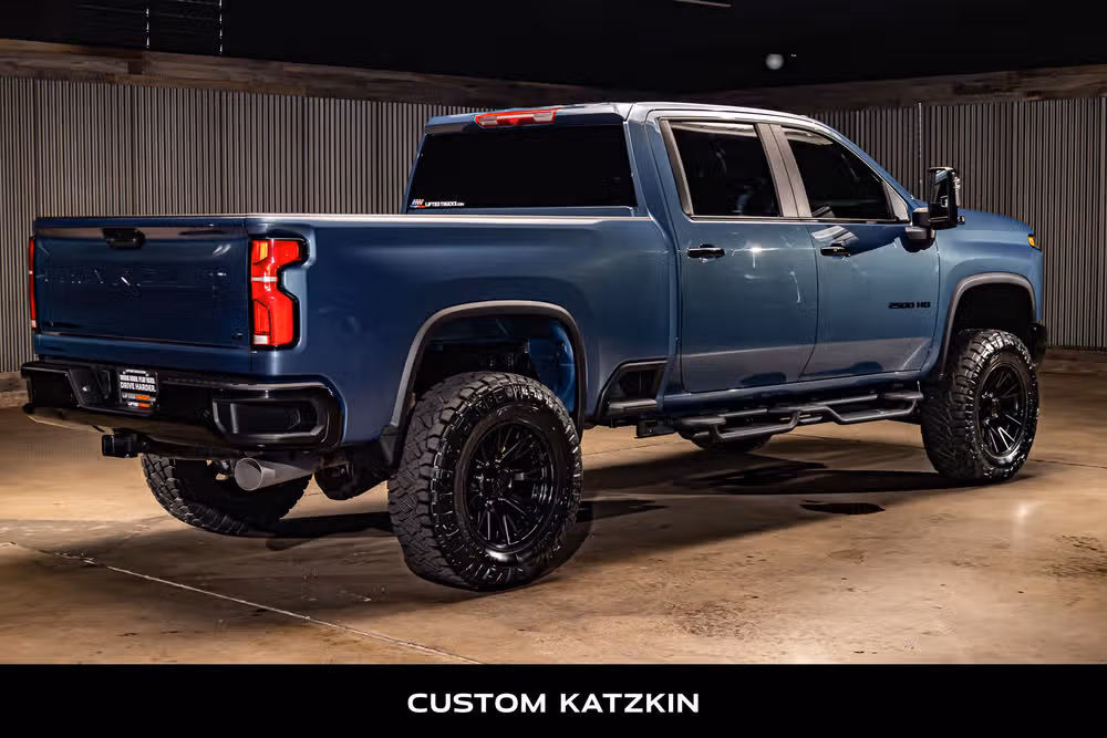 2026 Chevrolet Silverado 2500HD LT Crew Cab Image 10