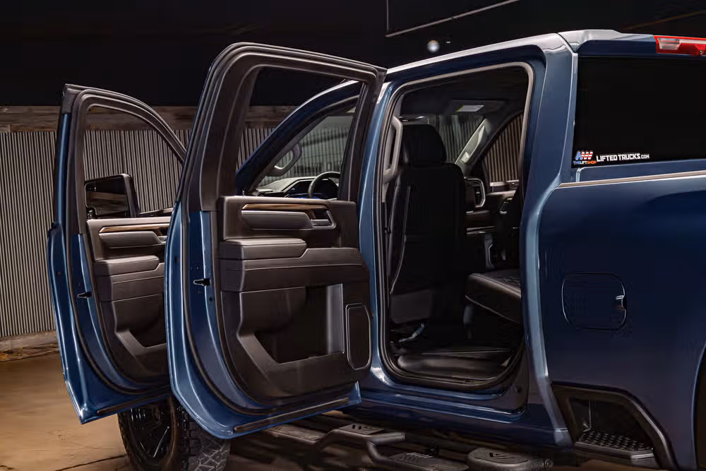2026 Chevrolet Silverado 2500HD LT Crew Cab Image 29
