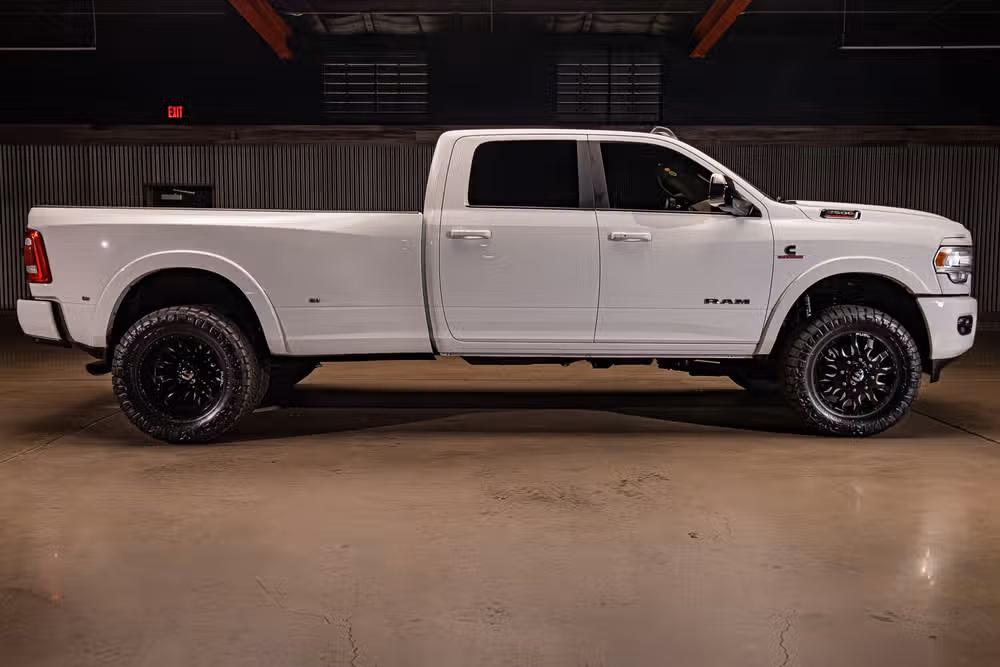 2020 Ram 3500 Laramie Crew Cab Image 11