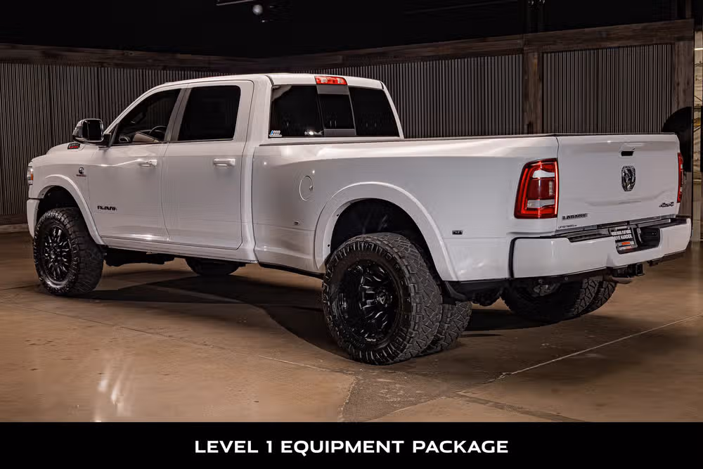 2020 Ram 3500 Laramie Crew Cab Image 7