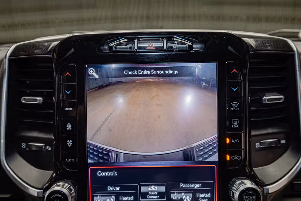 2020 Ram 3500 Laramie Crew Cab Image 23