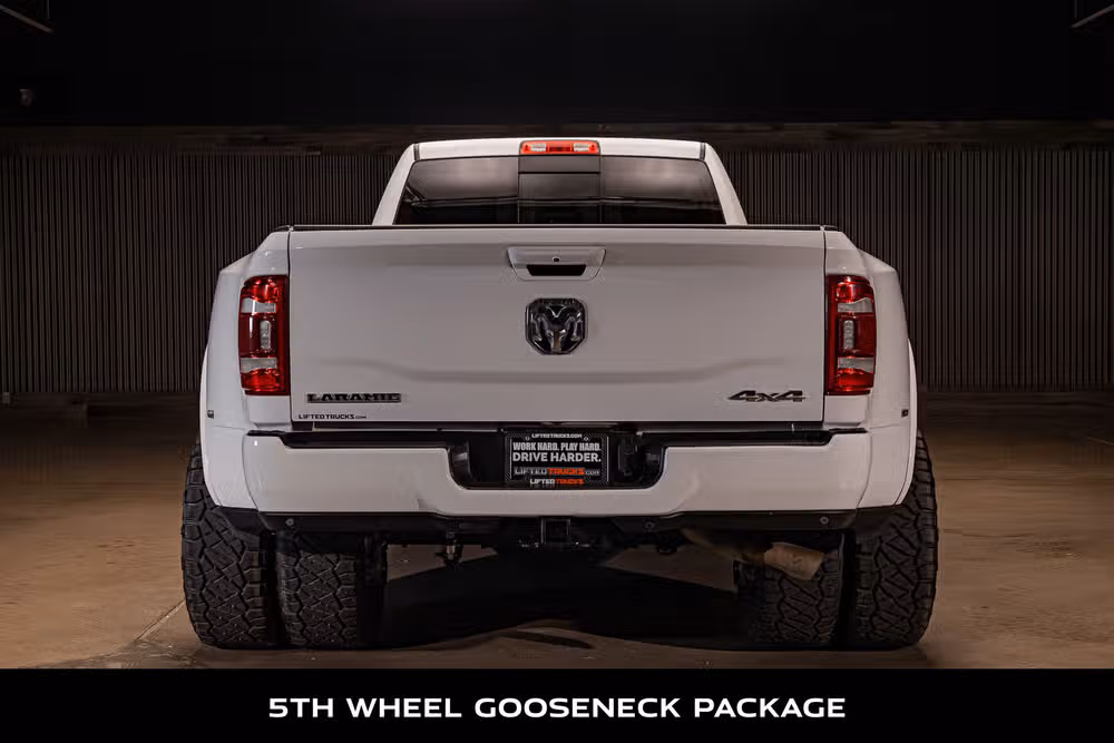 2020 Ram 3500 Laramie Crew Cab Image 8