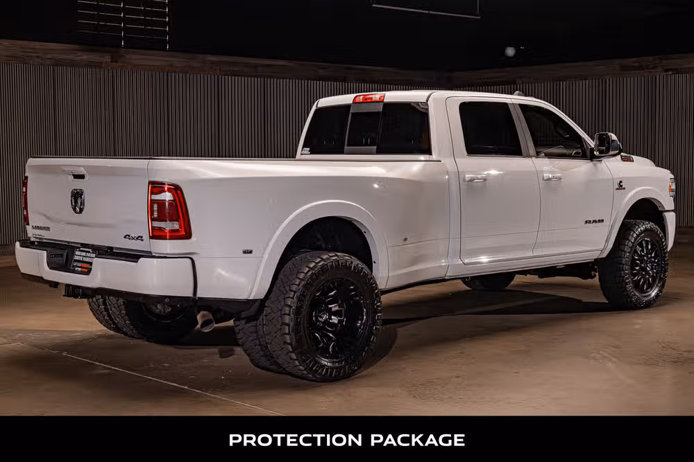 2020 Ram 3500 Laramie Crew Cab Image 10